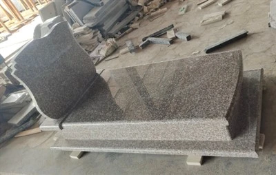 G664 Granit Polonya Mezar Taşı Anıtı